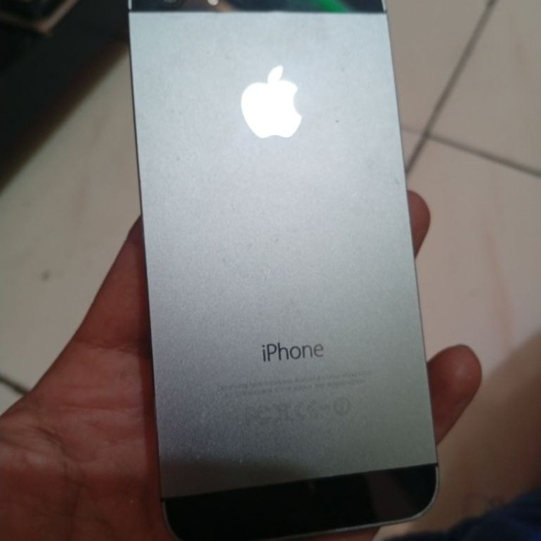 hp iPhone 5s bahan minus
