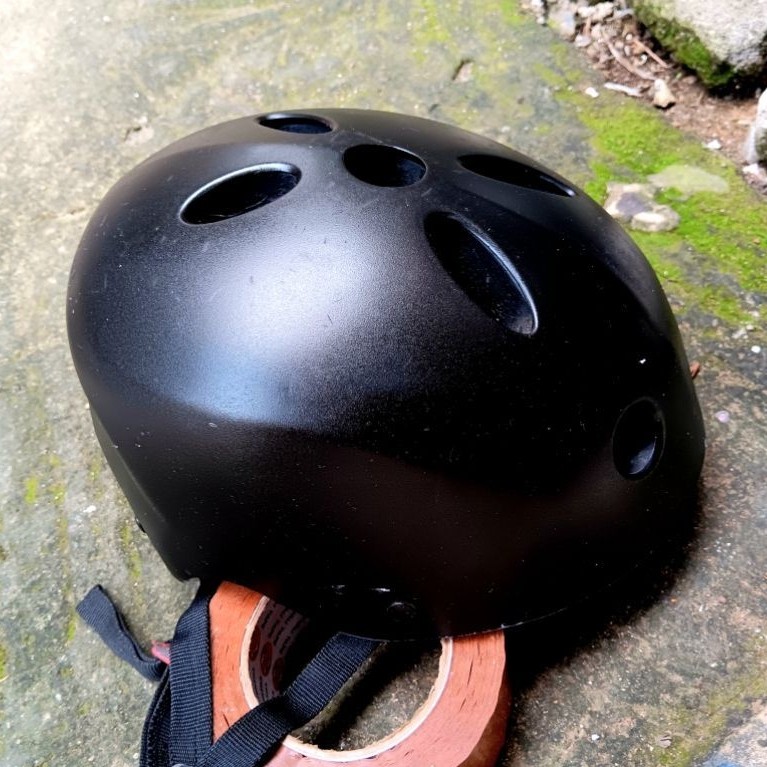 Helm Sepeda Repaint Hitam