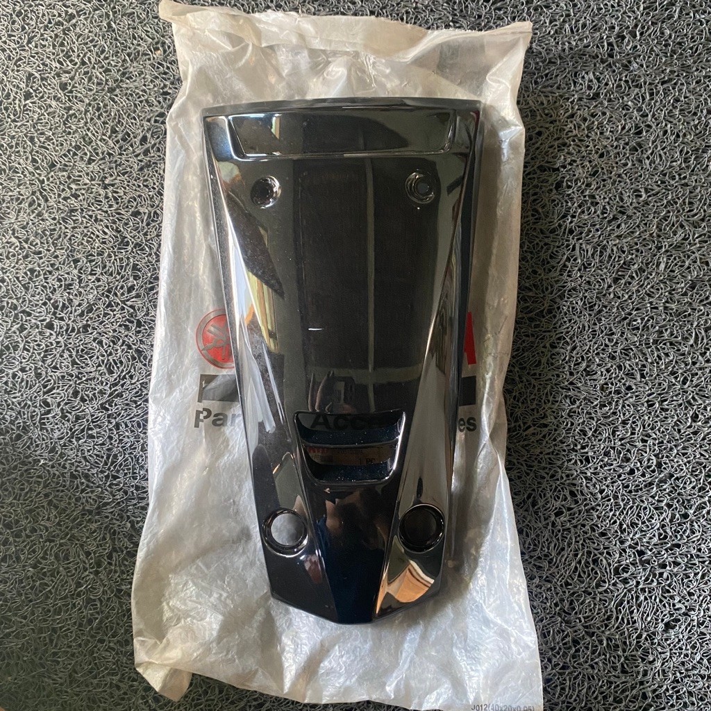 Body panel dasi depan YAMAHA CRYPTON crypton Original yamaha