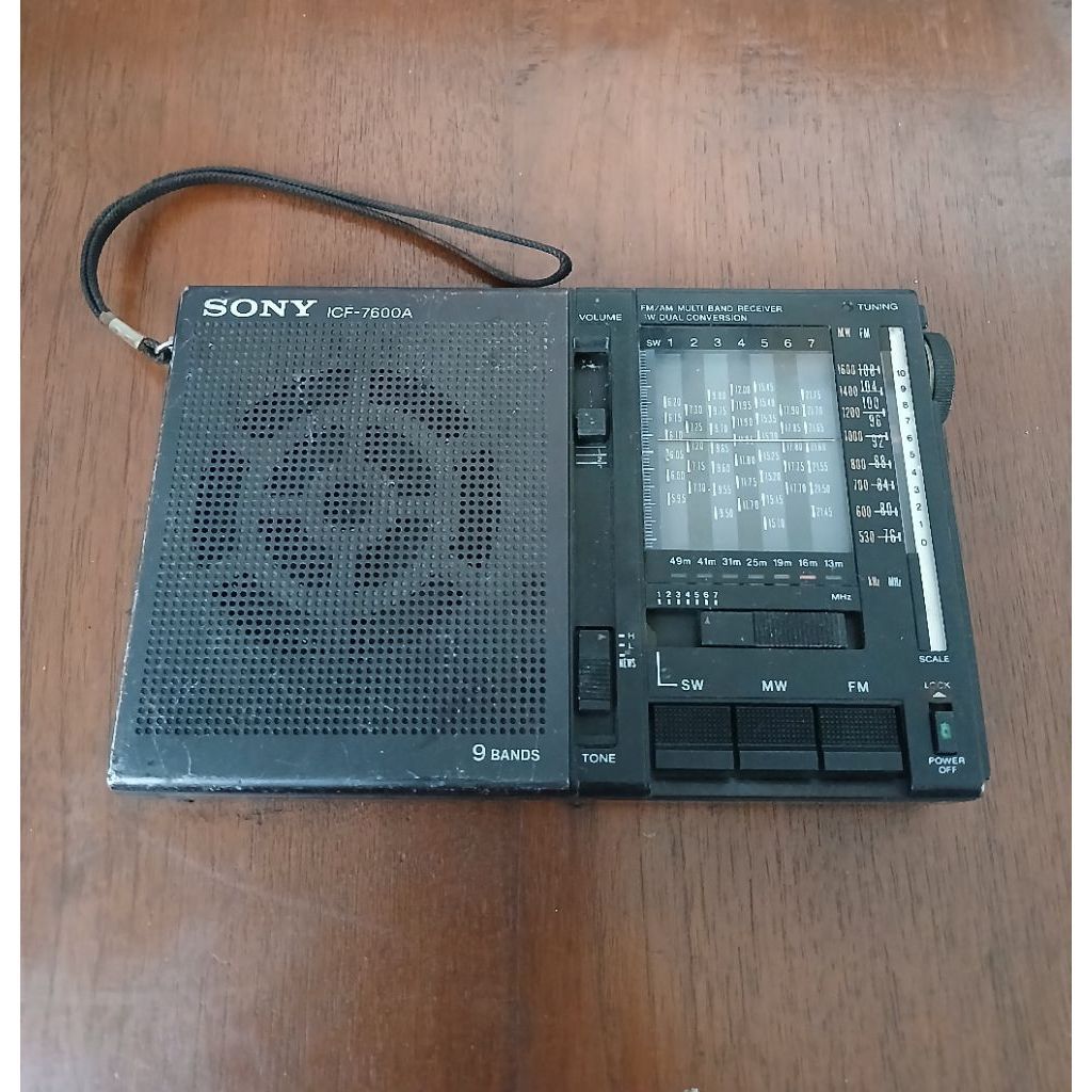 Radio SONY ICF-7600A vintage