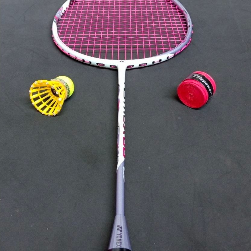 Raket badminton bekas second original yonex astrox 66