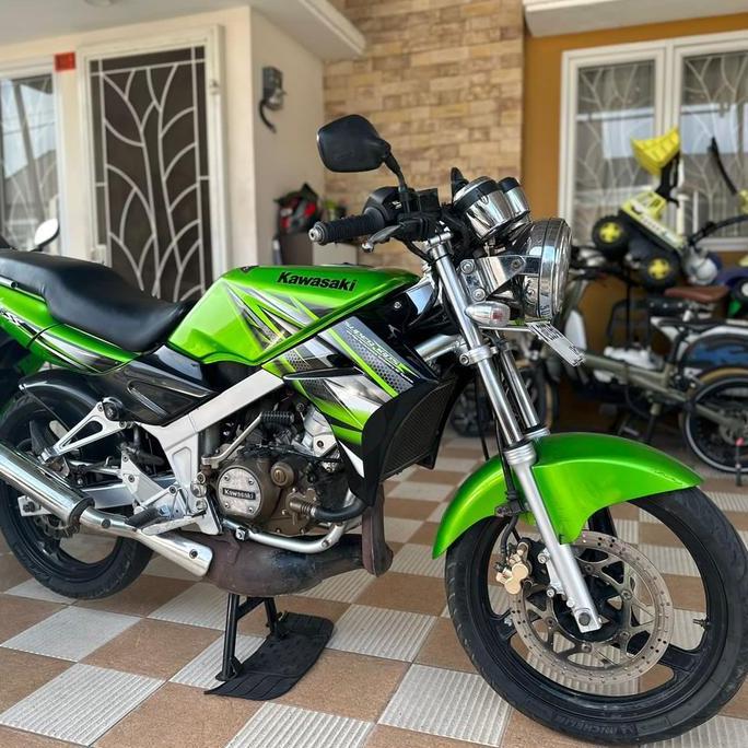 Sold out Kawasaki ninja ss asli tahun 2013 surat lengkap pajak panjang