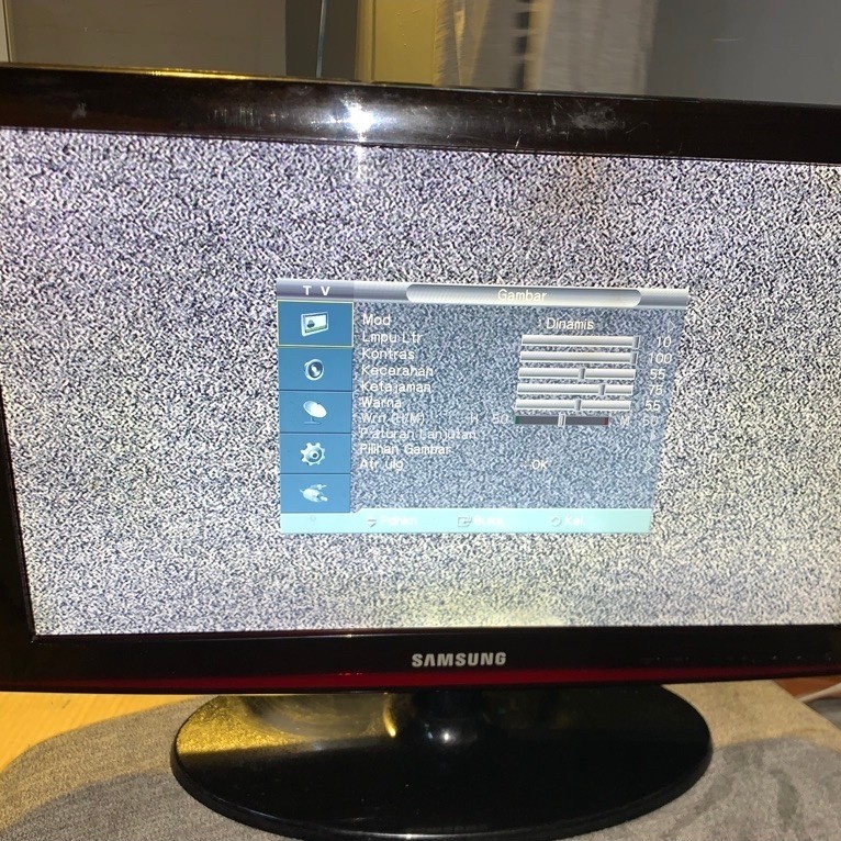 Tv LCD samsung 22inch bisa untuk monitor