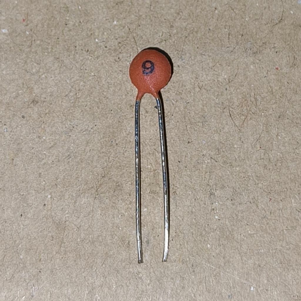 C 9pF 9p 9 pF p Kapasitor Capasitor Keramik Ceramic