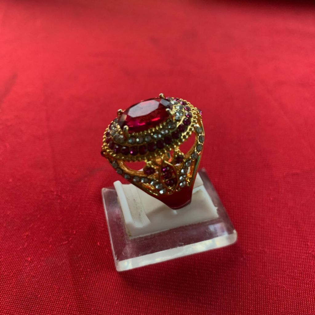 Koleksi Cincin Batu Akik Batu Ruby Pigeon Burma Merah