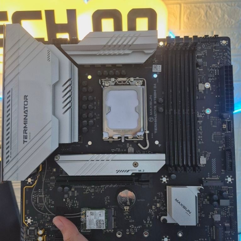 Motherboard MAXSUN Terminator B760m Wifi DDR4