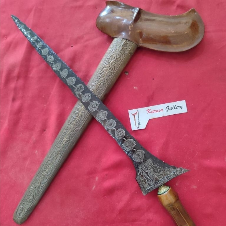 Keris Brojol pamor Melati Rinonce