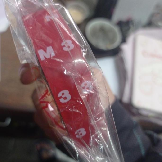 daffasafera - double tape foam merah 3M