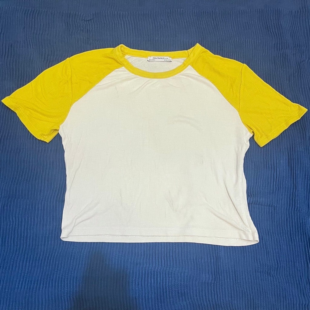 ZARA baseball crop top shirt kaos yellow white - Second Chancess