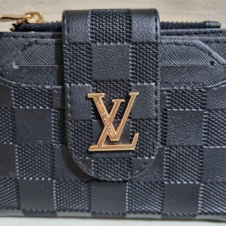 DOMPET LIPAT LOUIS VUITTON