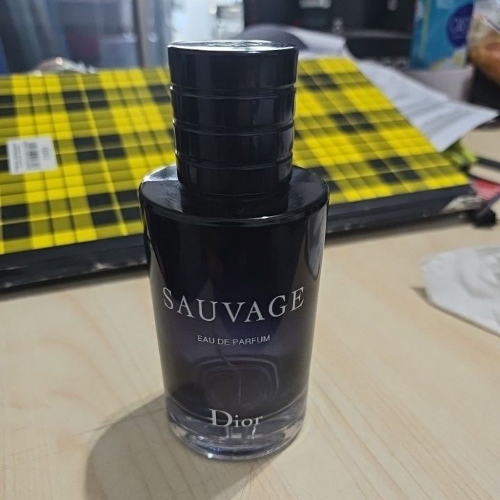 BOTOL BEKAS PARFUM CHRISTIAN DIOR SAUVAGE EDP 100ML ASLI ORIGINAL 100%