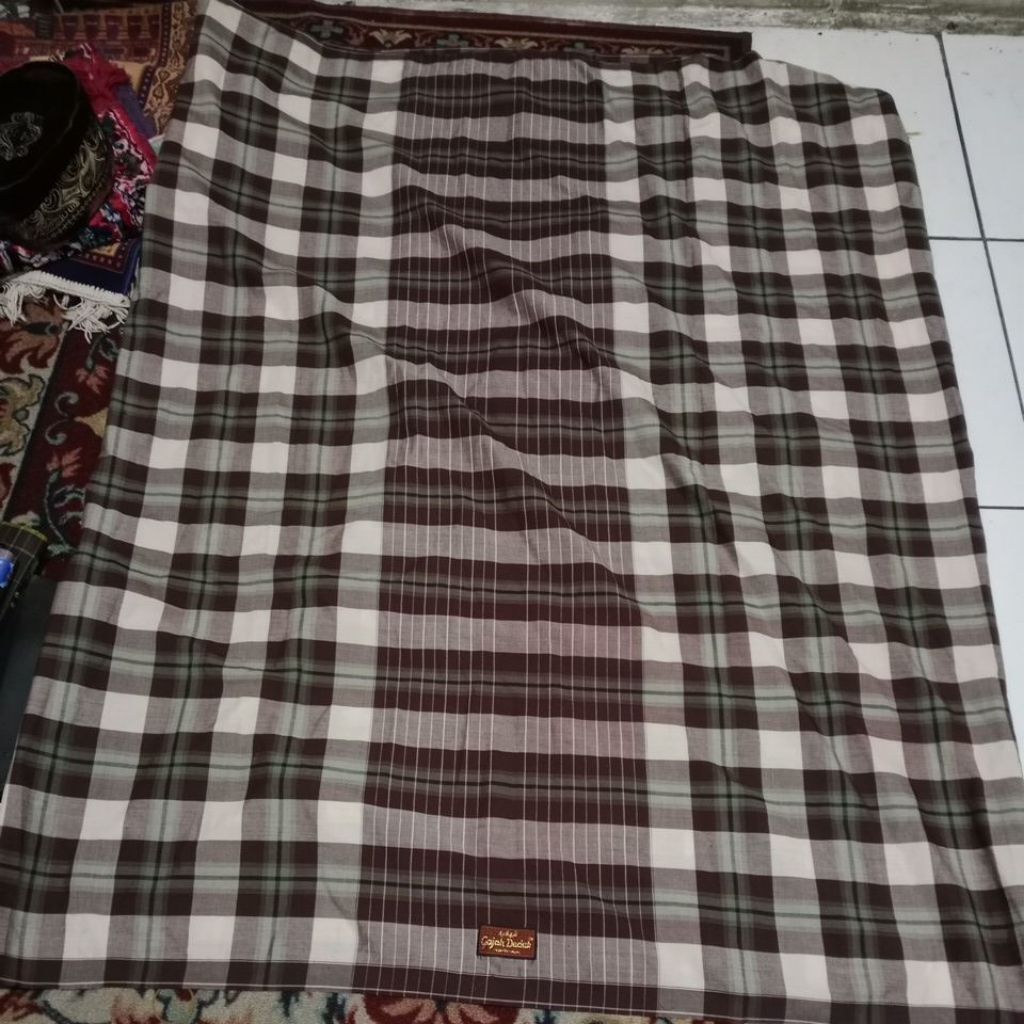 sarung jadul gajah duduk 7000 benang(second)