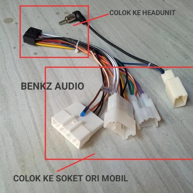 Soket headunit Nakamichi NA-3100i NA3102i pnp toyota fortuner innova