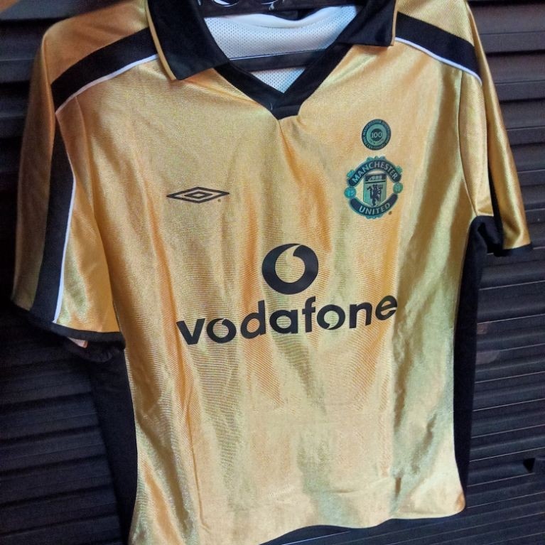 Retro Jersey Manchester United Away 2001-2002