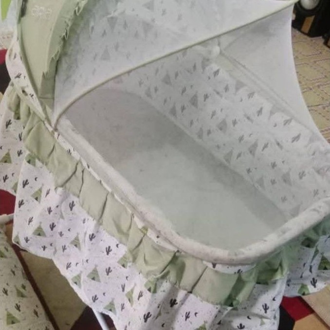 Box/tempat tidur bayi PL/Second