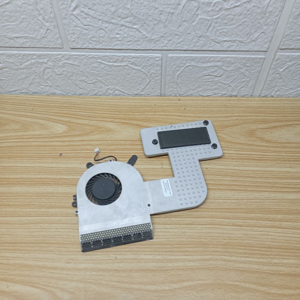 HeatshinkFan Heatshink Fan Kipas Pendingin Laptop Acer Aspire One 14 Z1401