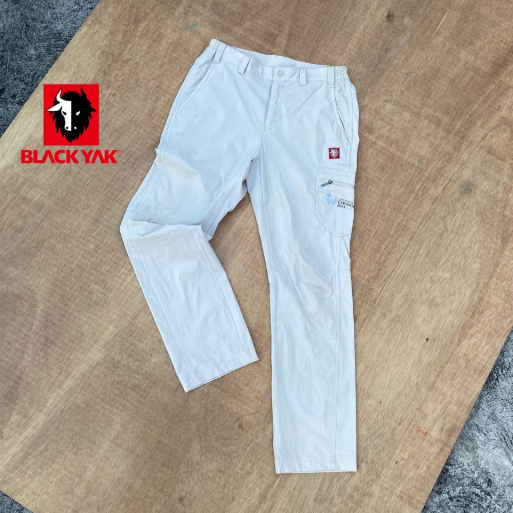 Celana Outdoor Blackyak