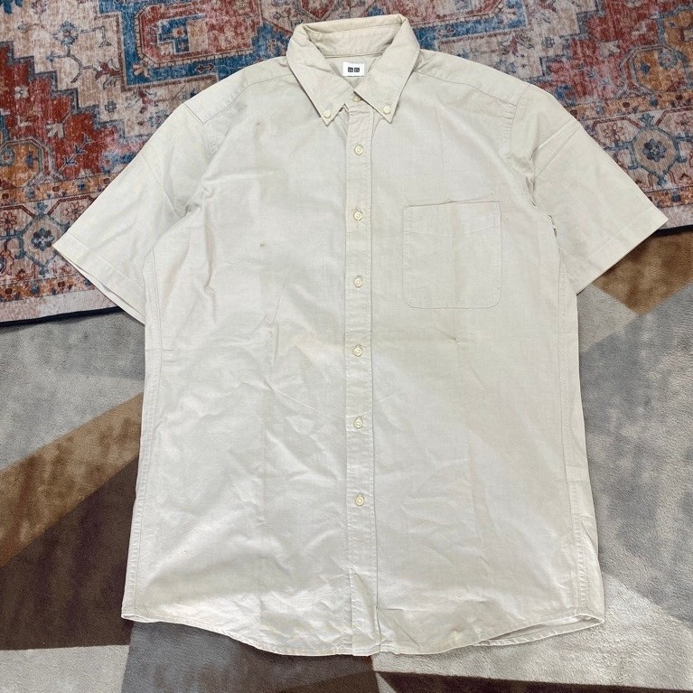 SHORT SHIRT UNIQLO KHAKIS BEIGE BASIC CANVAS