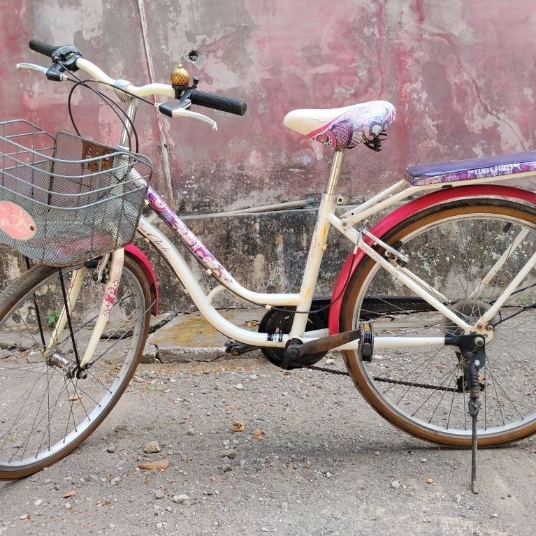 Sepeda Perempuan 24 Inch WIMCYCLE bekas / second (2nd) - ASH Store Jogja