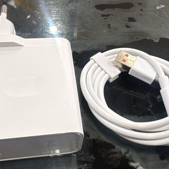 charger Oppo 80watt Super VOOC fast charging