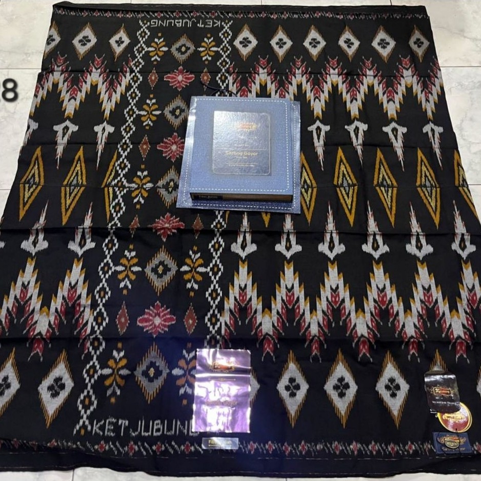 SARUNG KETJUBUNG GOYOR RED/GOLD ISTIMEWA