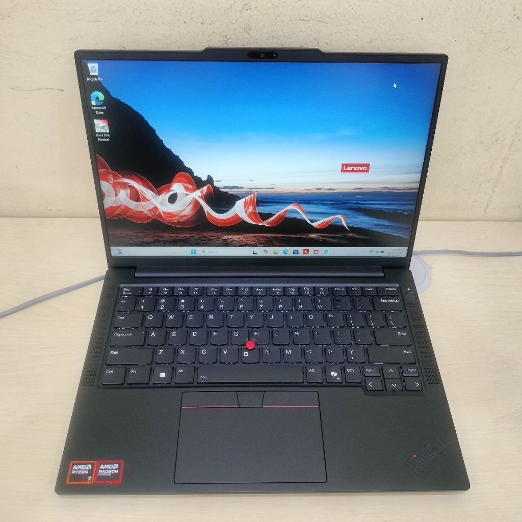 Lenovo ThinkPad E14 Gen 7 AMD Ryzen 7 250 Ram 32 SSD 512 1TXYM