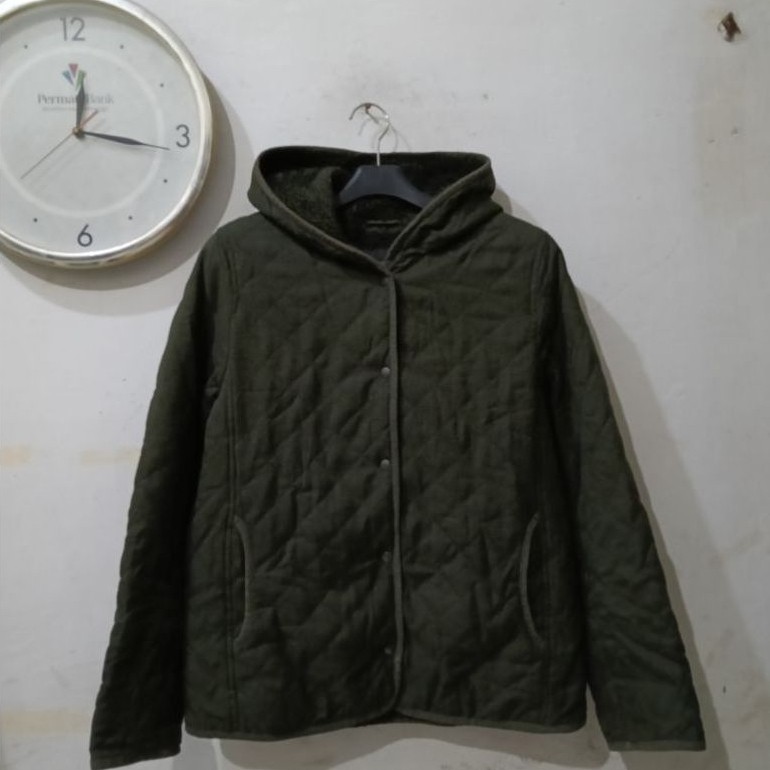UNIQLO QUILTED JACKET