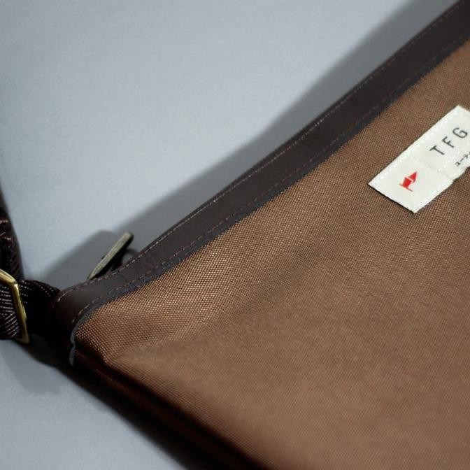 Tfg Slingbag Tas Selempang Pria Wanita Manhattan 421 Lifetime Warranty