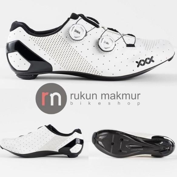 Promo Bontrager Road Cycling Shoes XXX Road Carbon White With BOA Lock  - Sepatu Sepeda Balap RoadBi