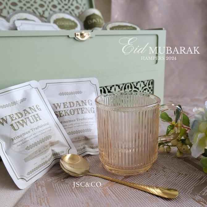 

Termasuk PPN! SAMSARA - Hampers Lebaran Eid Mubarak Ramadan. Hari Raya Idul Fitri