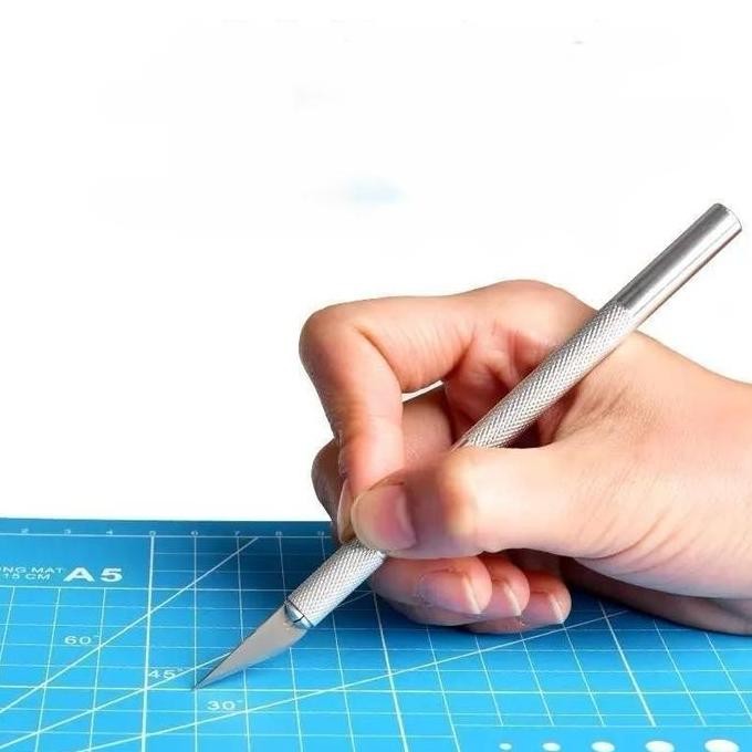 

LBT Pisau Ukir Seni 5 isi Cutter Hobby Crafting Art Knife Metal Pen