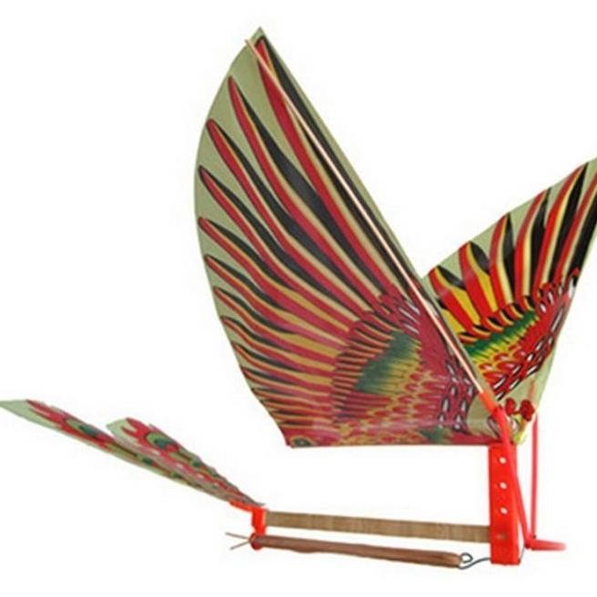 Layangan Burung Rakit Terbang Sayap Mengepak Tenaga Karet Mainan Anak
