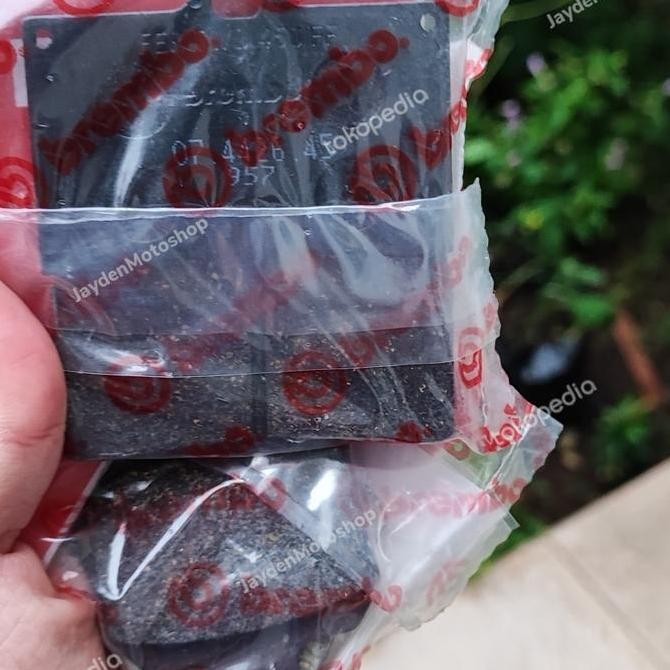 kampas rem brembo depan 4p 4piston xmax forza nmax aerox ninja rr pcx Original