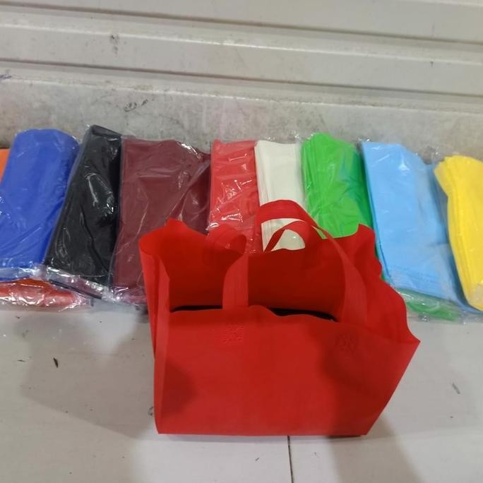 

DB140 }} tas kain spunbond buat bento isi 12 pcs terlaris dan termurah