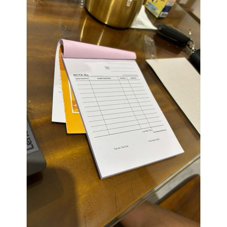 

Ready_Stock_Cod (1 Pack/Isi 10 Buku) Buku Nota Kontan Ncr 2 Ply 1/4 Folio (108Mm X 155Mm) 20 Lembar Tembusan Dijamin Jelas Merk Manna Ve29
