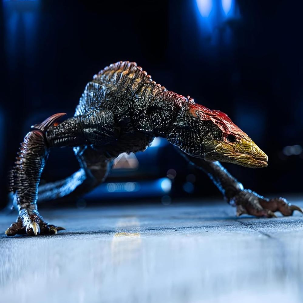 HIYA TOYS SKULL CRAWLER ACTIONFIGUR, KING OF MONSTERS MOVIE MONSTER SERIES, 4.33 INCH COLLECTIBLE