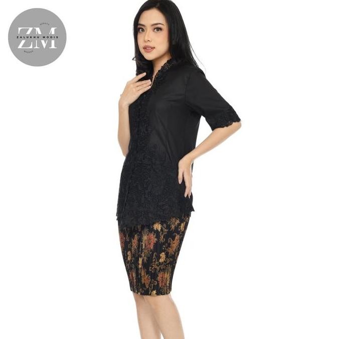 Setelan Kebaya Encim Bordir Polos Lengan Pendek / Kebaya Encim Wanita