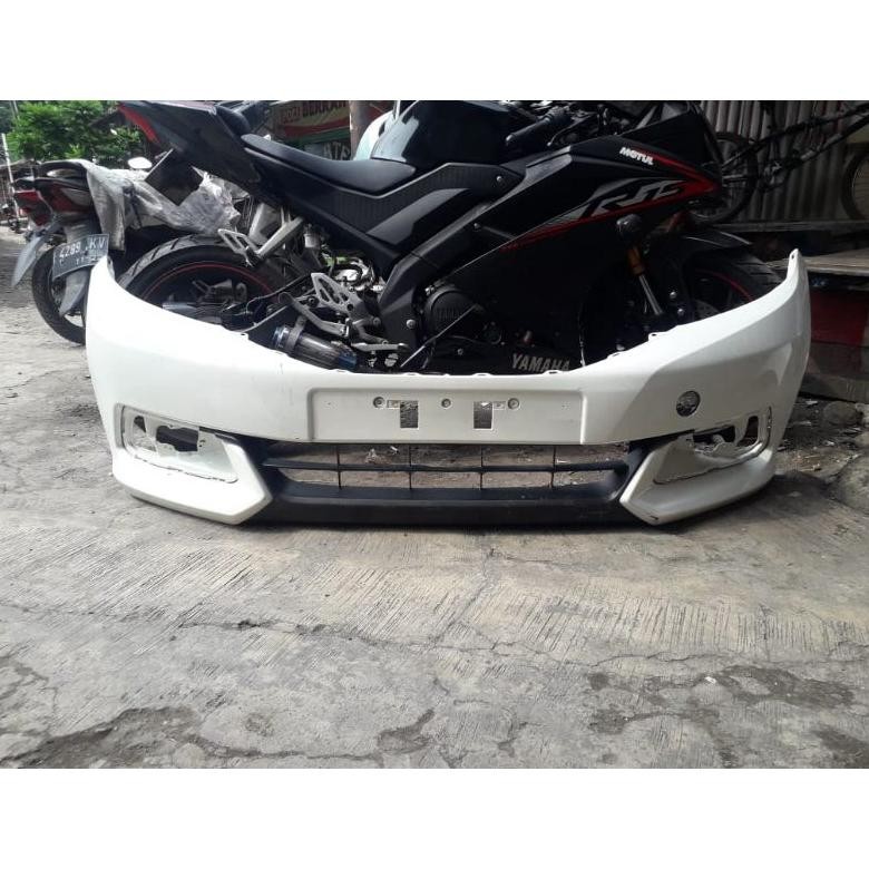 bemper depan mobilio tipe E