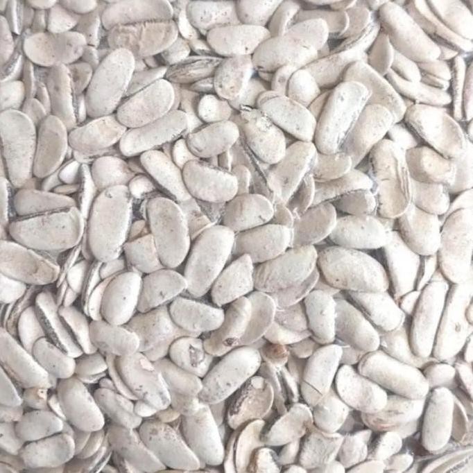 (Good) Biji Mahoni Kupas 500 gram - Biji Buah Mahoni Kupas