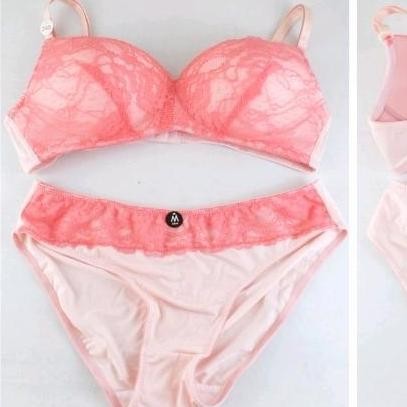 BRA SET ST YVES BH TANPA KAWAT TIDUR (VICTORIA SECRETS UNIQLO WACOAL