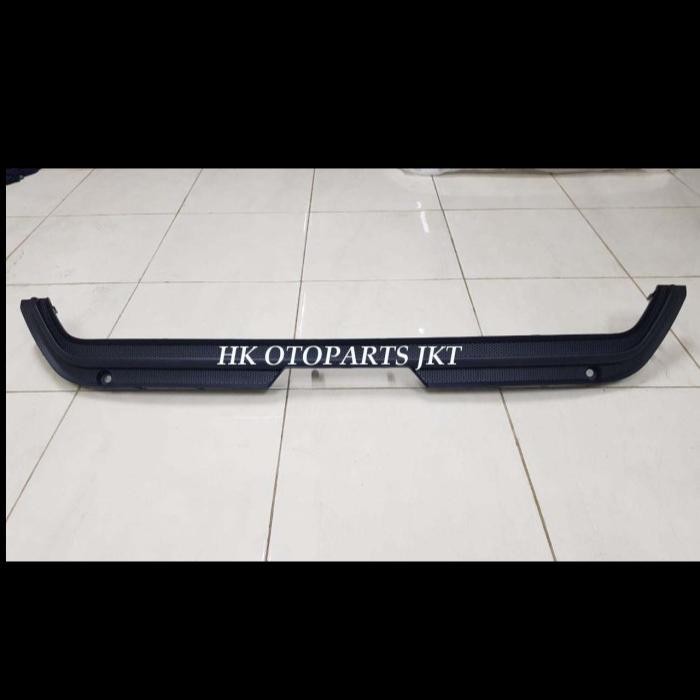 TERLARIS Grill Ram Bumper/Kumis Bemper Bawah Depan Innova Barong 2014 2015 NHF