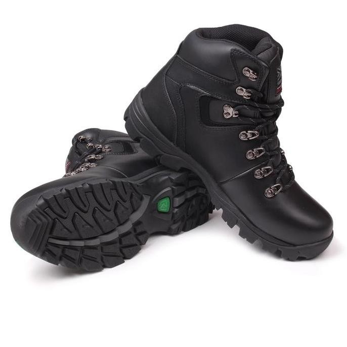 Sepatu Karrimor Original