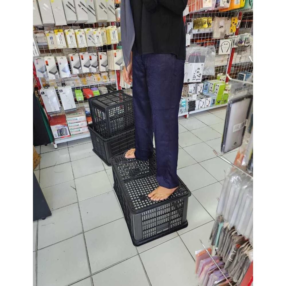 NEW [MAKSIMAL 2 KERANJANG] Container Keranjang Industri BOX Wadah Serbaguna Krat Lubang Hitam