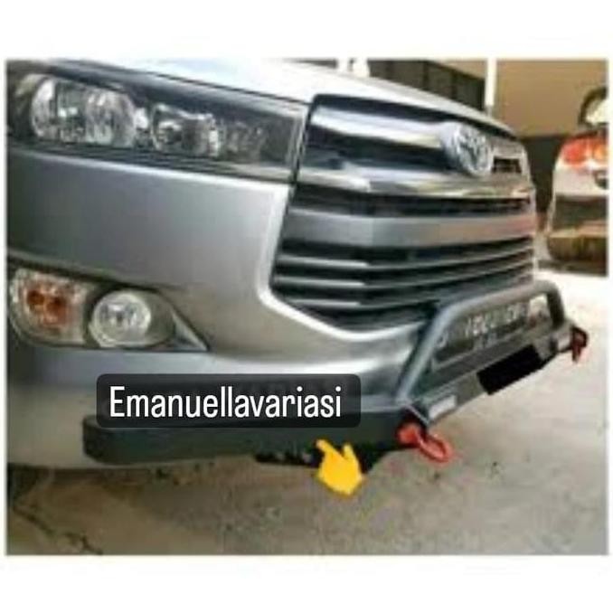 Tanduk depan Amobil innova reborn