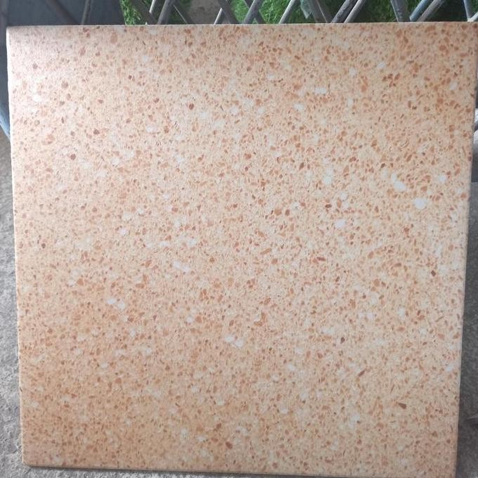 KERAMIK LANTAI-TERAS- GLOSSY 40X40 CREAM ARAB BLOOM KW 1 MOTIF BUNGA