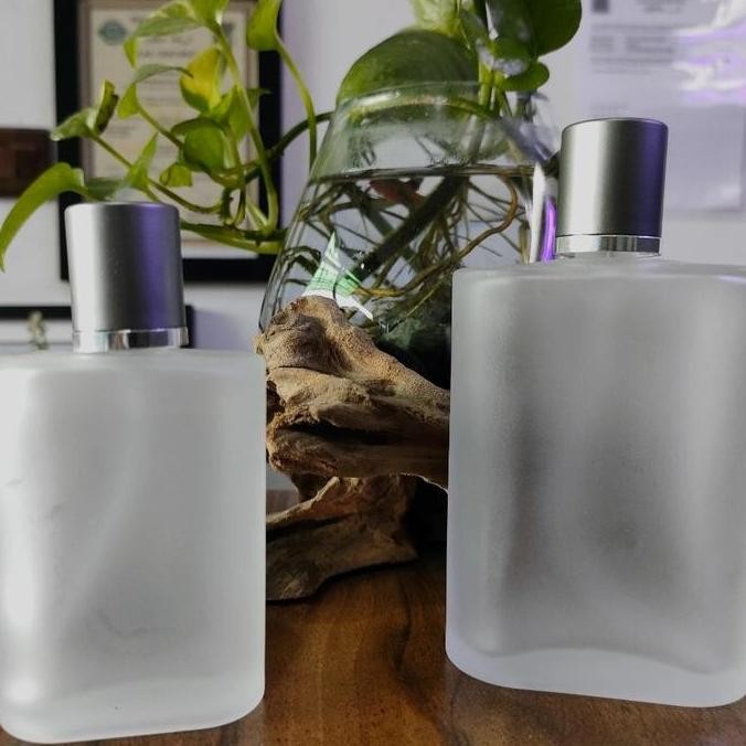 Botol parfum kosong/akuadhiii/kaca/type drat/100ml