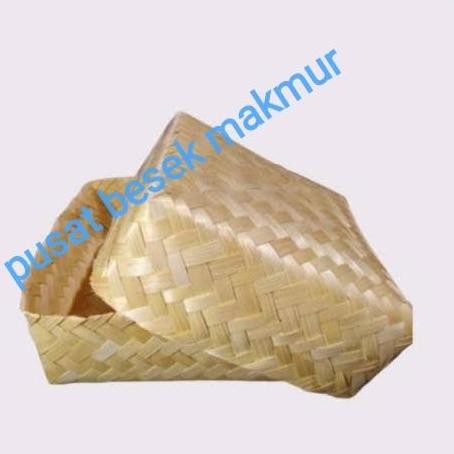 besek bambu 22x22cm sepasang