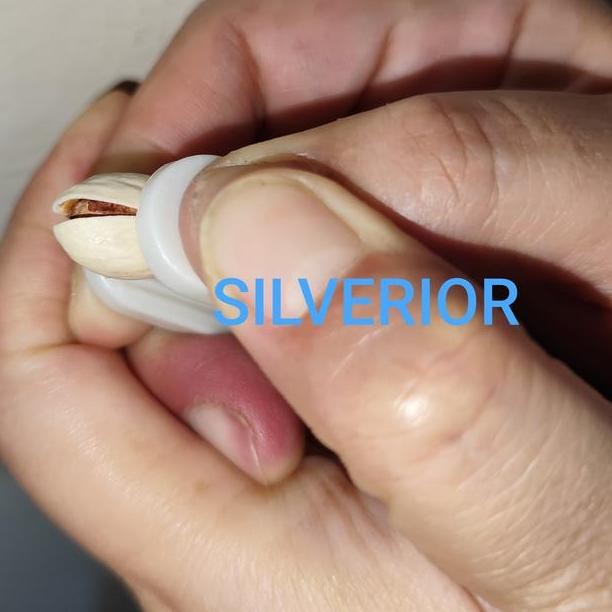 Alat Jepit Kupas Jepitan Pembuka Pengupas Buka Kulit Kuaci Aci