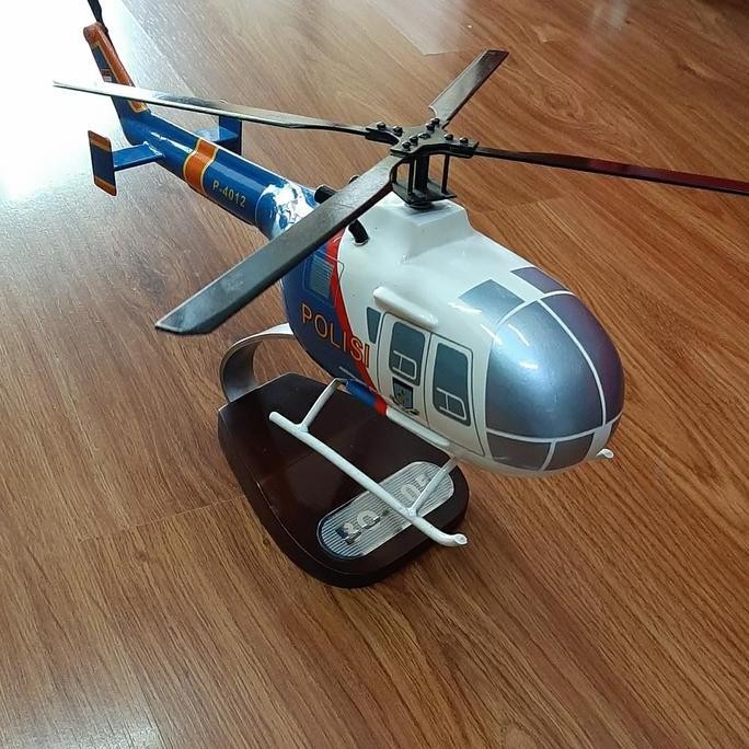 Helicopter Polisi BO 105 (31 cm)