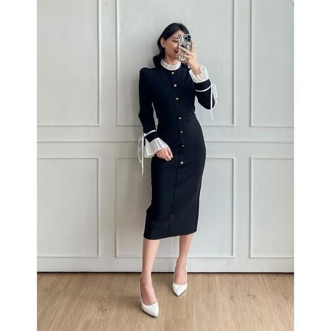 DOLLA - Hae In Dress Korean Formal Black Dress